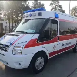 云阳县救护车转运/长途跨省市返乡拉回家/危重病人租赁价格收费用